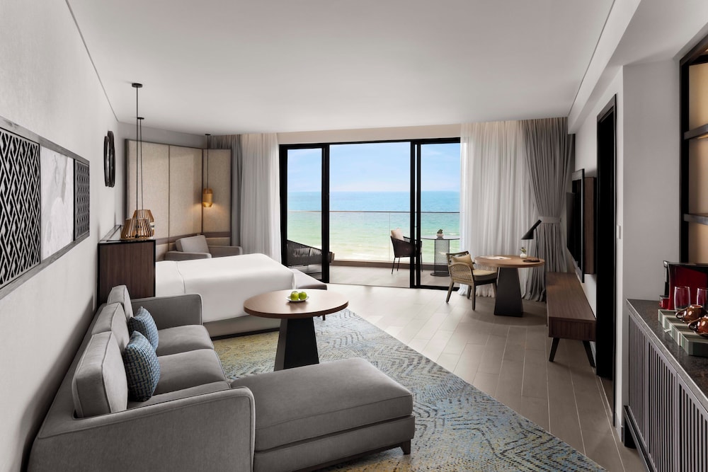 Crowne Plaza Phu Quoc Starbay by IHG 8