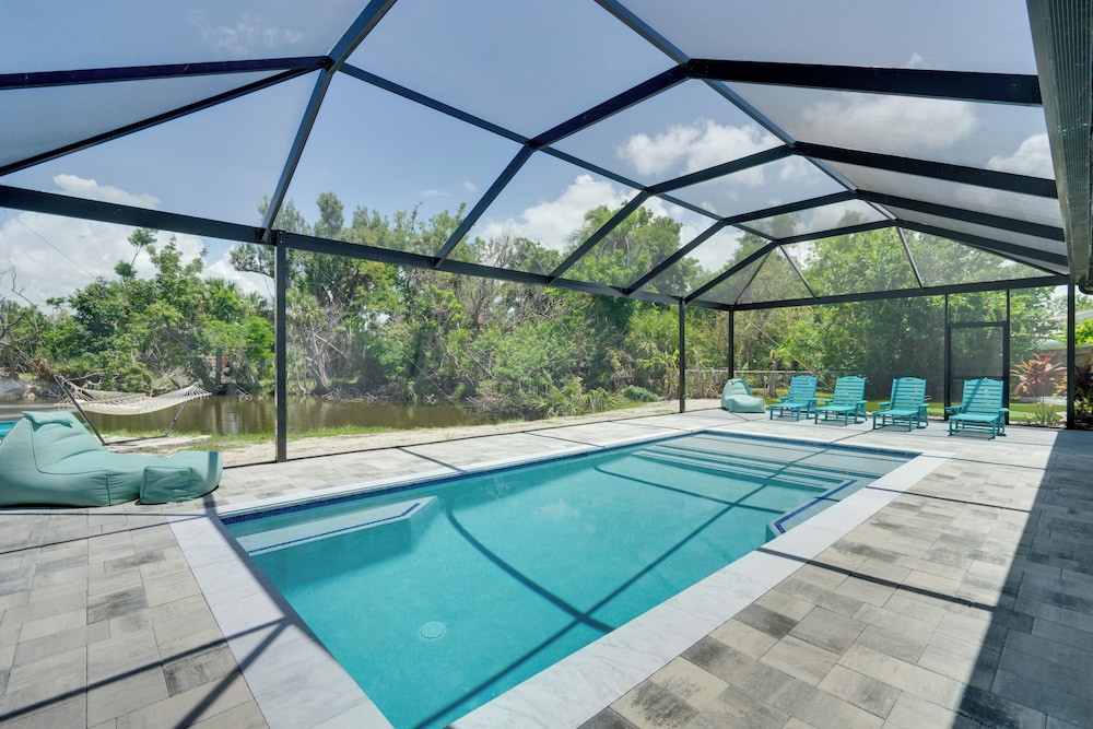 7 Mi Fort Myers Beach: Luxe 'mai Tai Villa'
