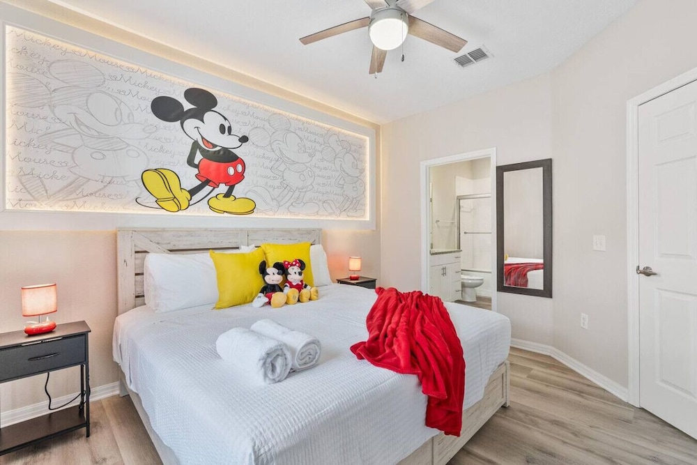 Luxury 4bdr House Gated Community Near Disney 181