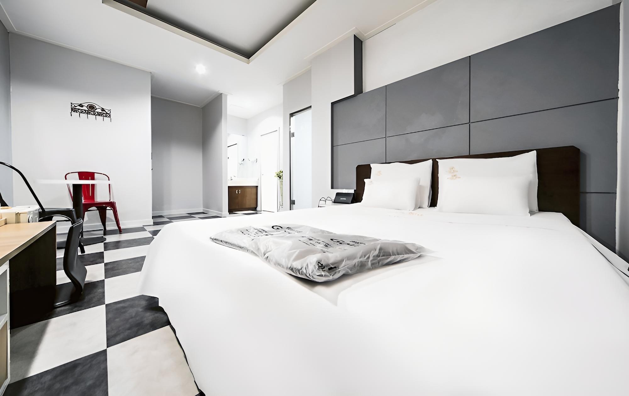 Chuncheon Hotel Ritz