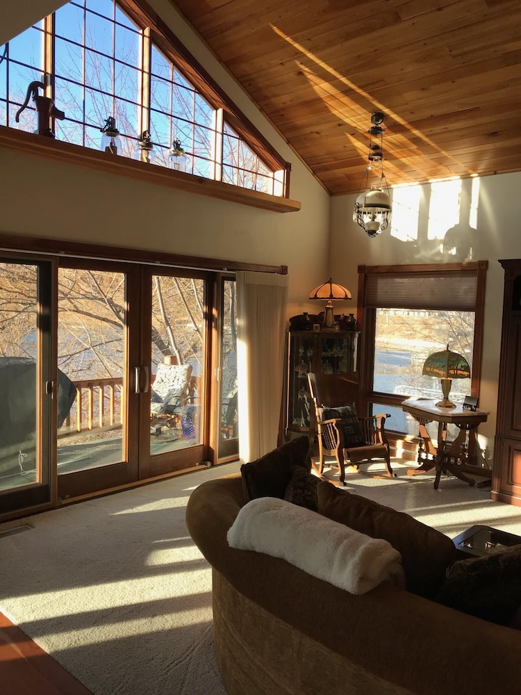 Inn on Bigfork Bay John Wayne view 4