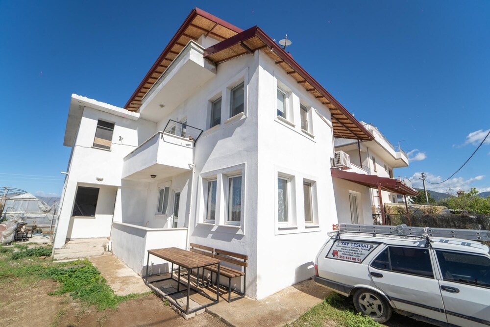 Comfortable and Stylish Apartment in Fethiye view 3