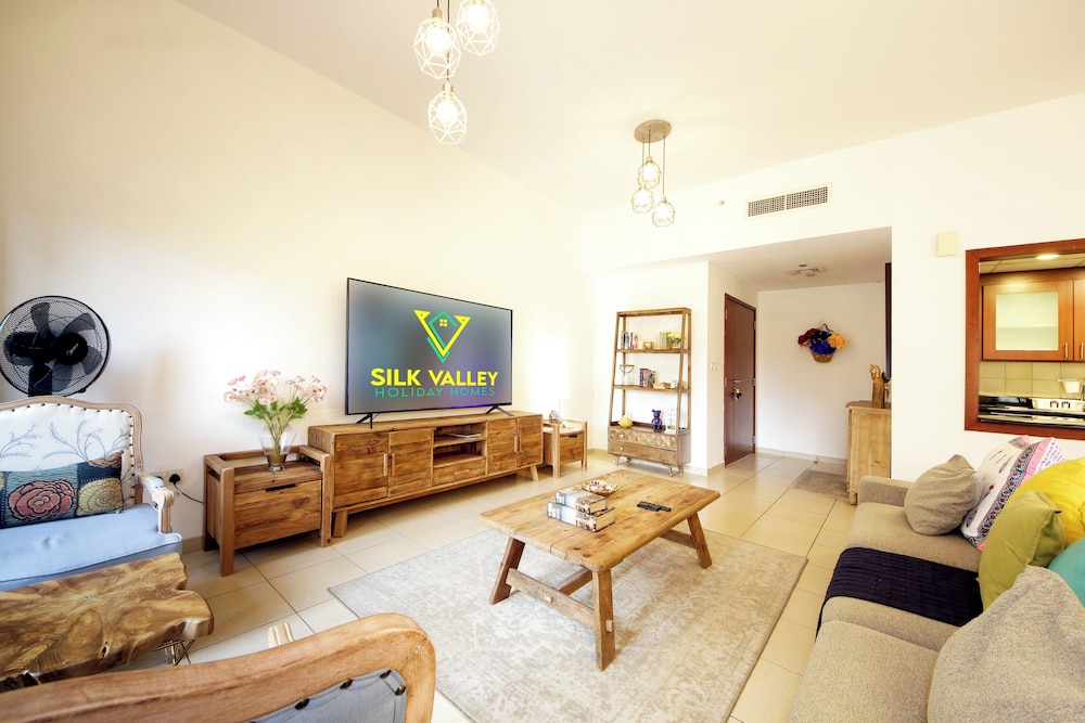 Silk Valley-Luxury 2B close to Beach