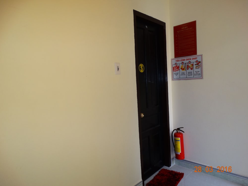 Yellow House Homestay