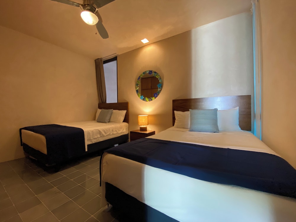 Sabor a Miel: Steps from the Beach & 5th Avenue