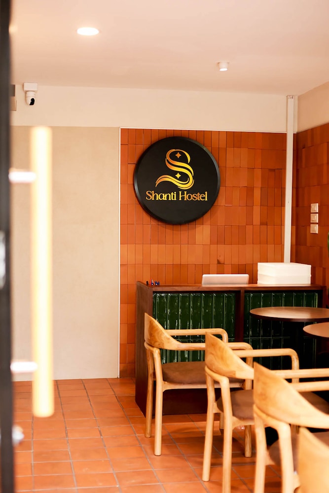 Shanti Hostel
