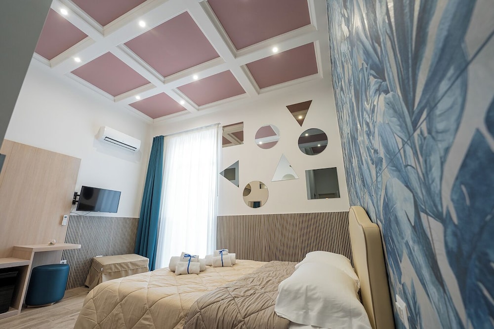 H. G. Boutique Toledo Napoli Centro by ClaPa Group Dislocated Hospitality