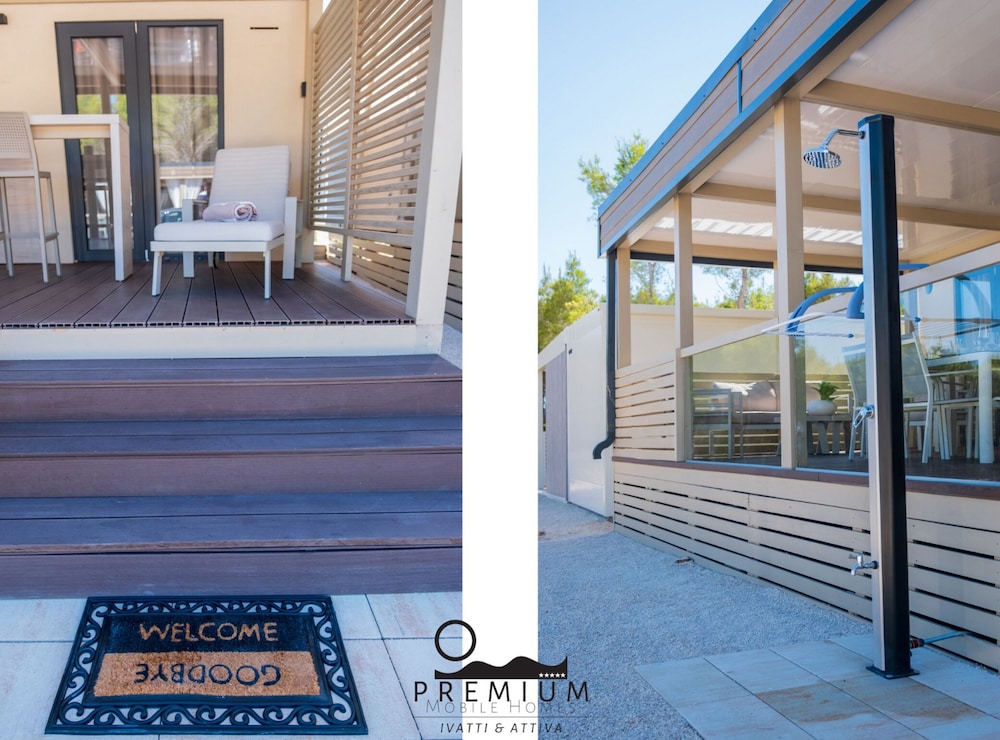 Charming Two-bedroom Mobile Homes Drage