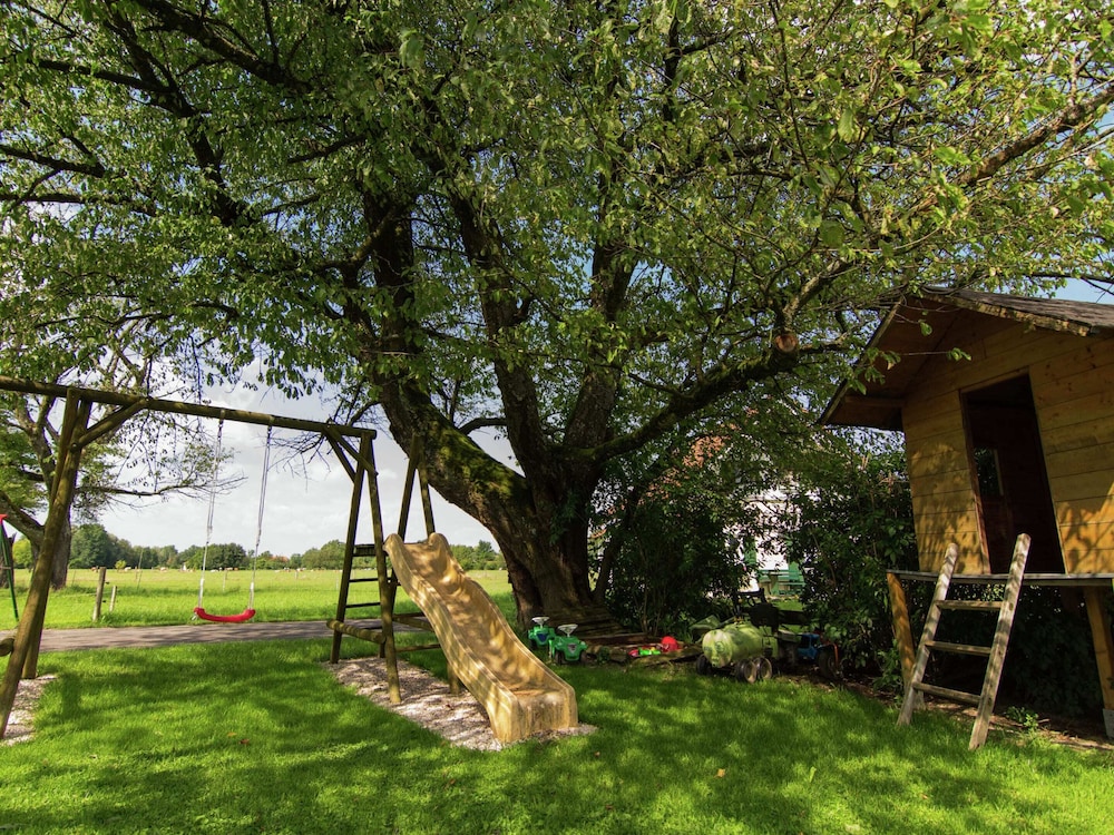 Alluring Holiday Home in Ubersee With Whirlpool