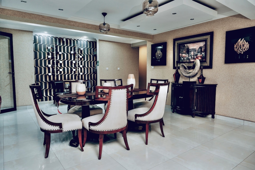 Escapade Lux Guesthouse