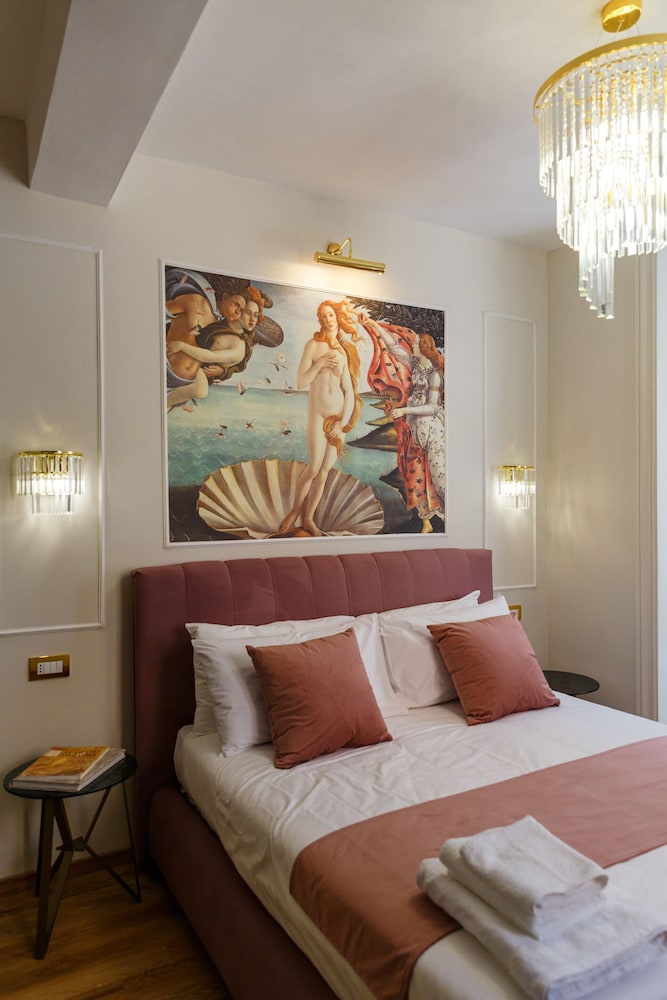Golden palace luxury guest house