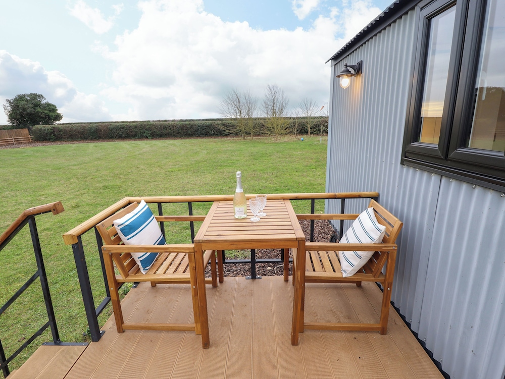 Shepherds Hut - Ash