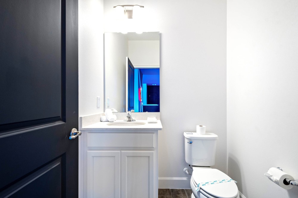 Themed Kids' Rooms, Pool & Game Loft Near Disney