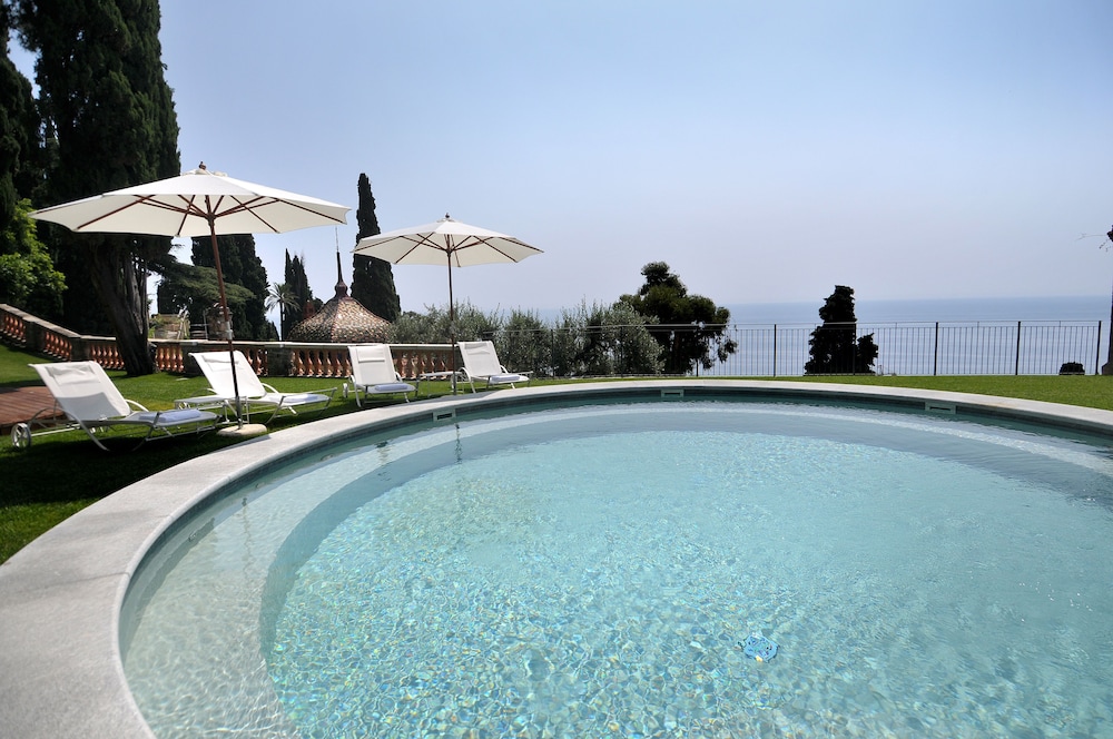 Hotel Villa della Pergola - Image 1