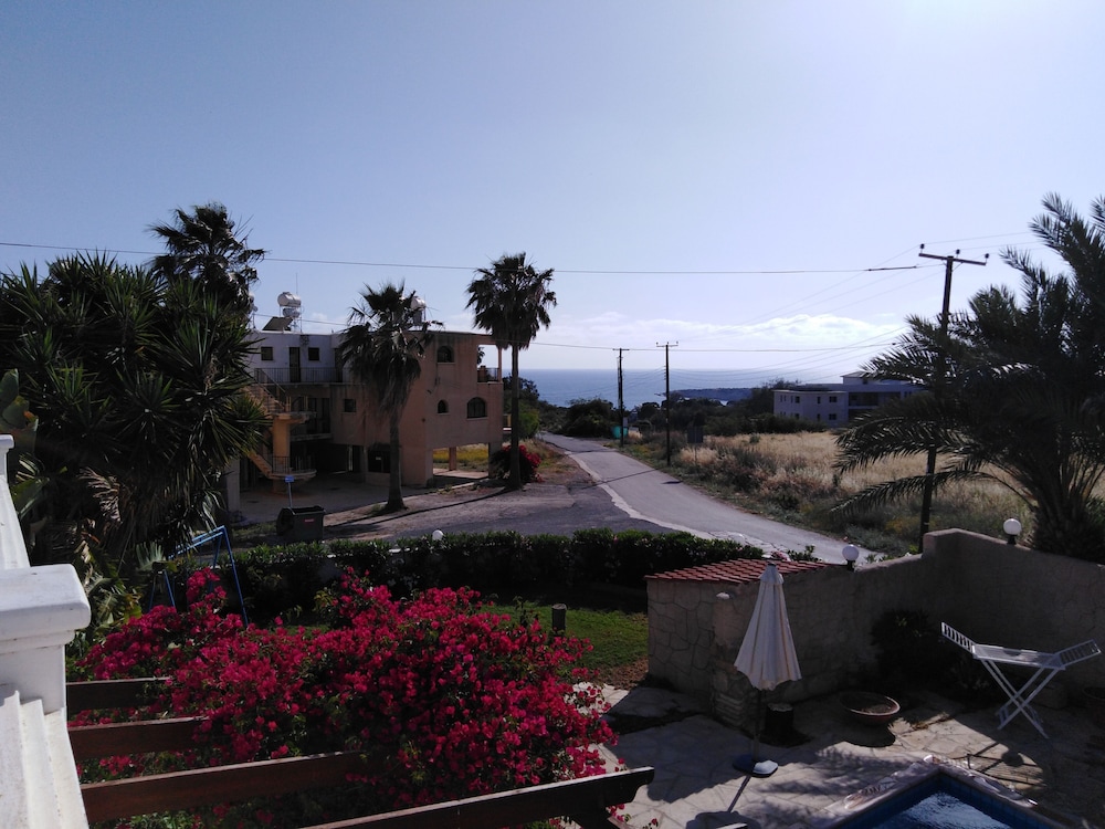 Photo 25