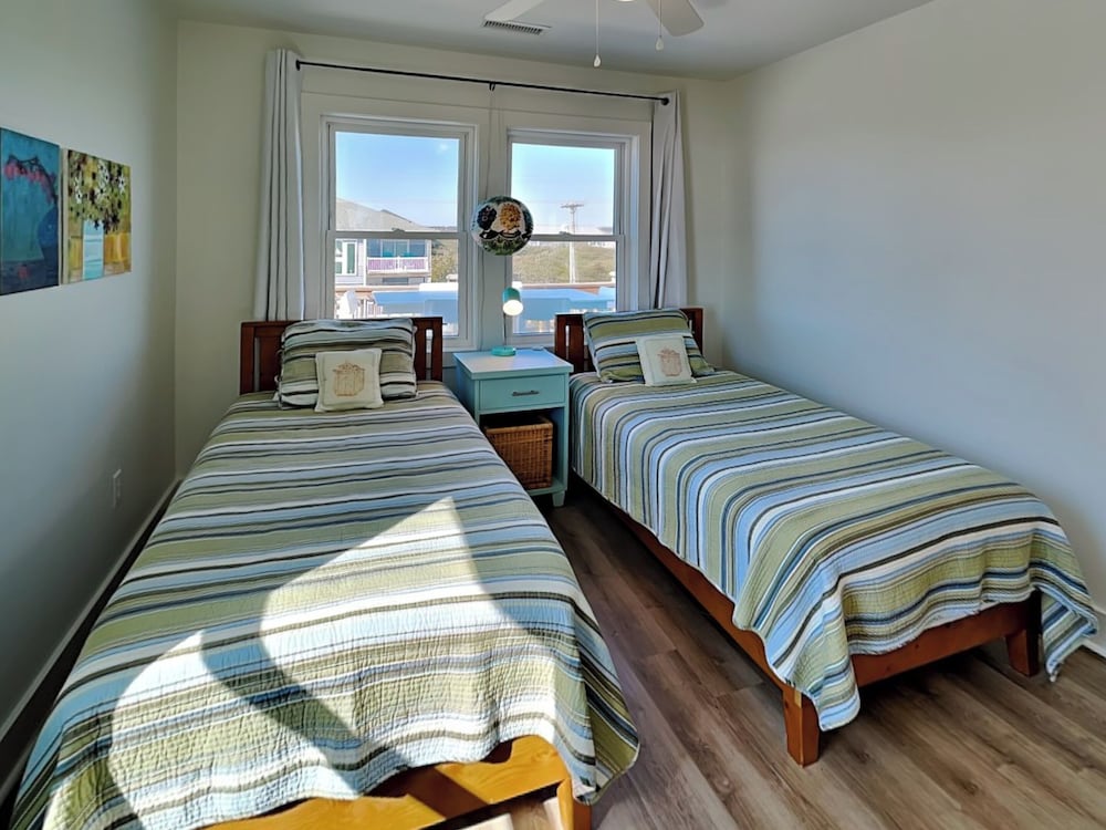 Walking on Sunshine by Topsail Realty