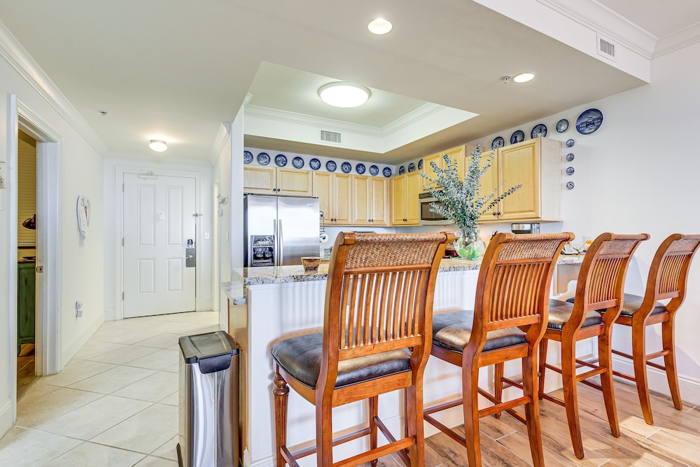 Dauphin Island Condo: Beach & Hot Tub Access!