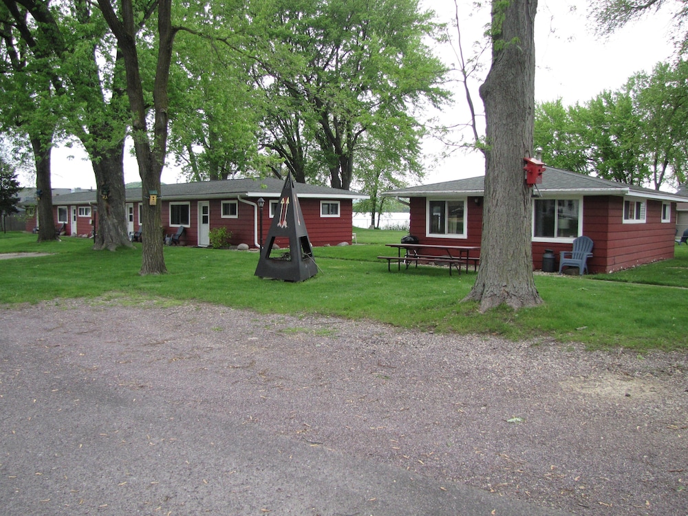 Lake Wisconsin Resort