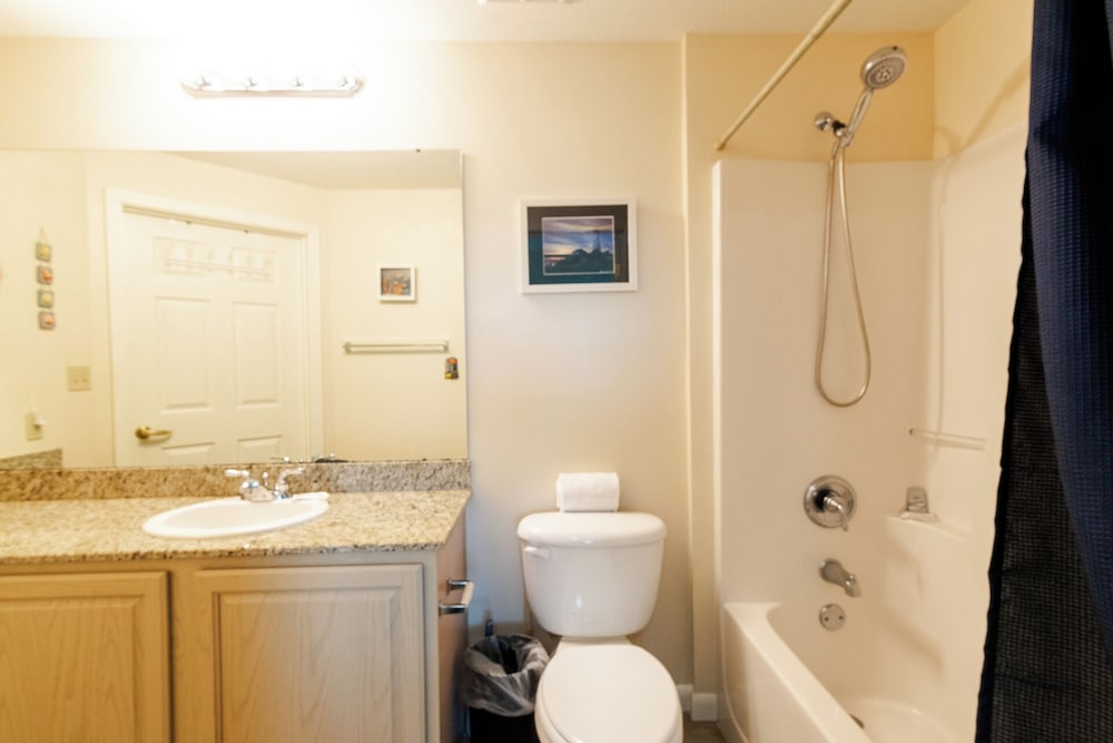 Beachview Condo in Legacy Tower 1 -603 - Fully Furnished 3 Bedroom 2 Bathroom