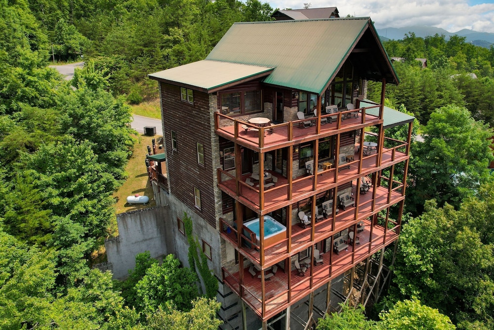 Pine Rise by Avantstay 10mins to Pigeon Forge