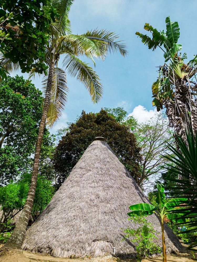 Ecohotel Ambrosia Lodge