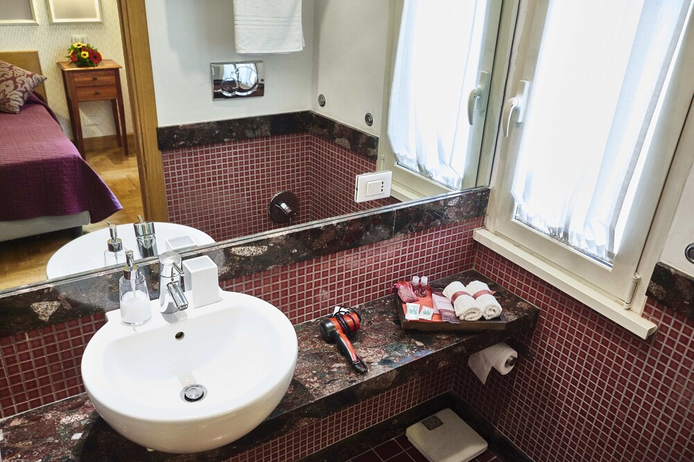 Domus Cavour Guest house