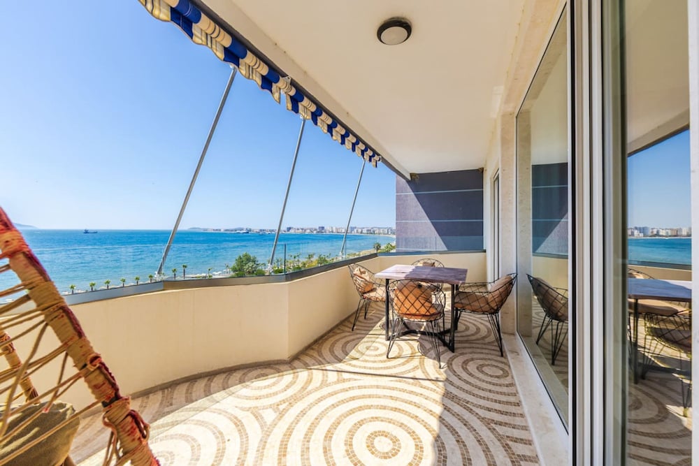 Tropicana Apartment Free Parking