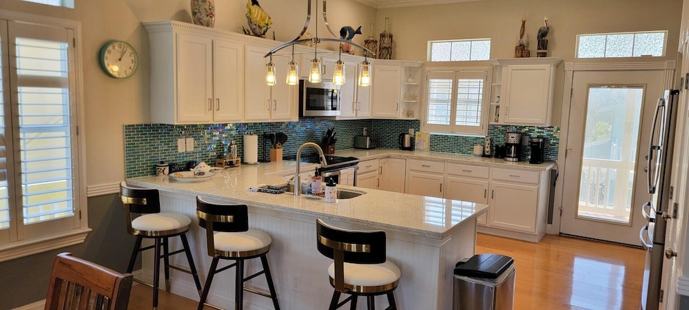121 Snapper By The Sea 4 Bedroom Home