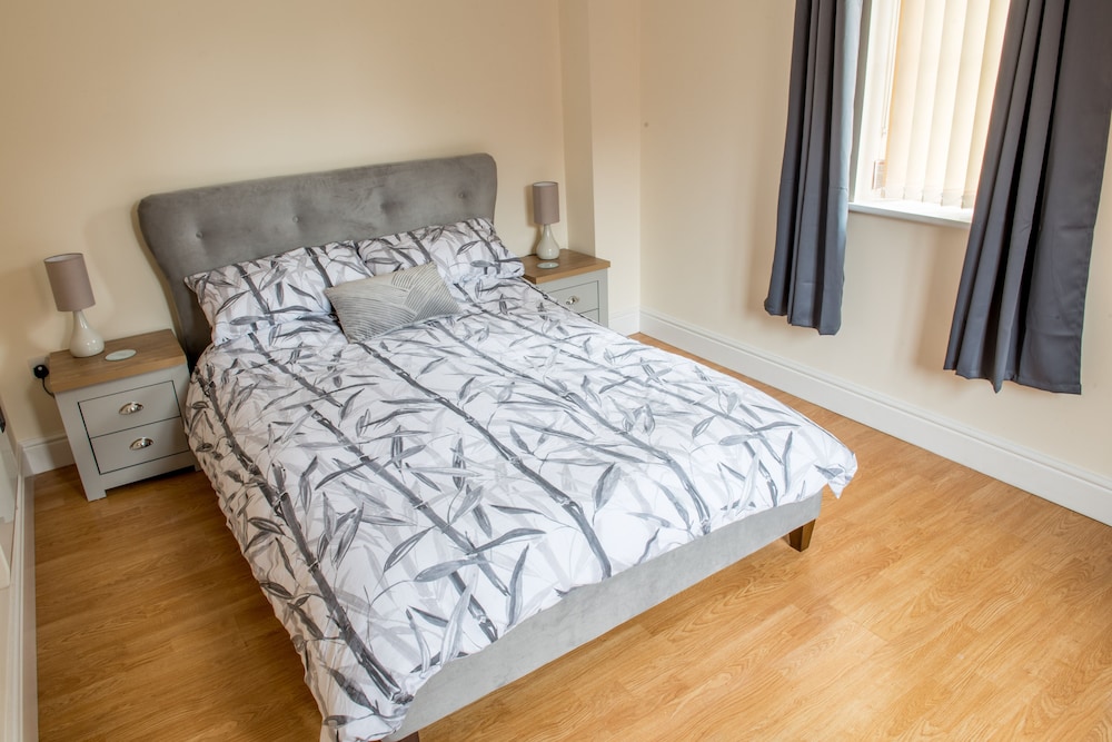 Toothbrush Apartments - 1 bed apartment view 5