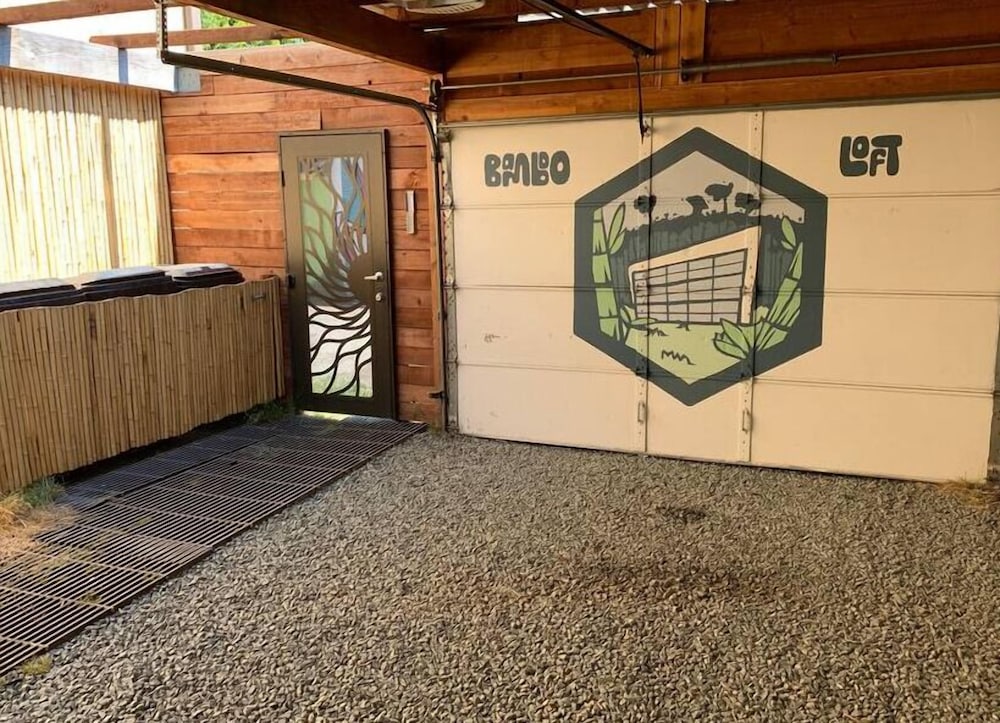 Bamboo Loft 6BR