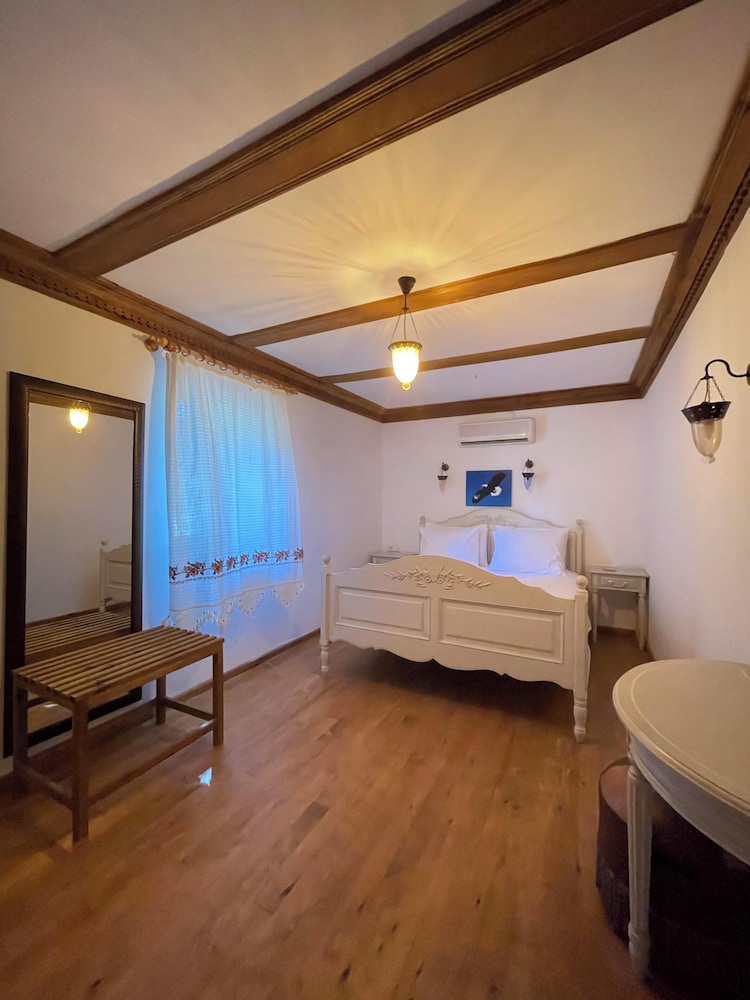 guesthouse by west