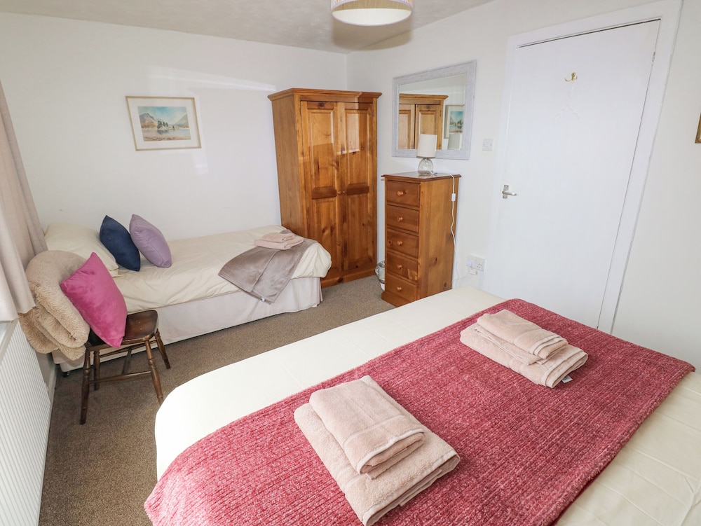 Ewenny Cottage