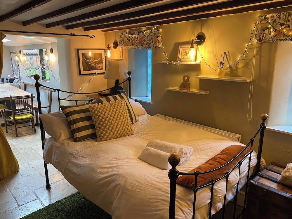 Stone Cottage Norfolk , Lovely Family Cottage