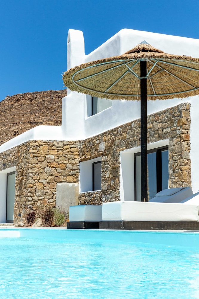 Amaze Mykonos Luxury Seaview Retreat