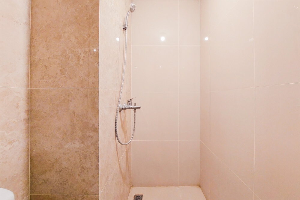 Best Homey Studio Transpark Bintaro Apartment, 탕에란슬라탄 - 9