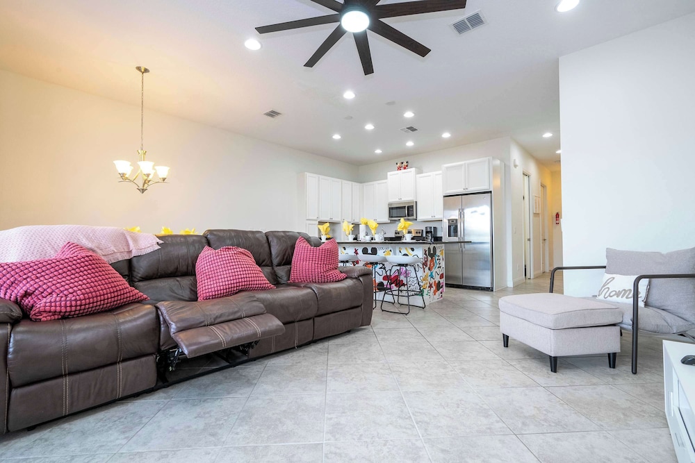 Charming 3Bd W/ Private Pool Festival Resort 220