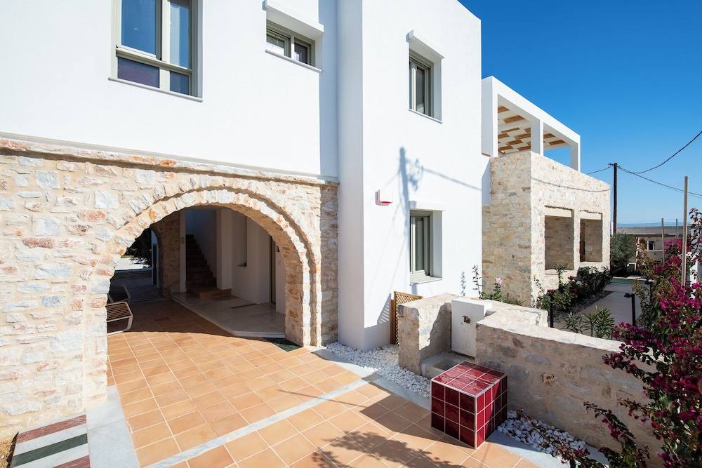 Triotissa Local Living Residences
