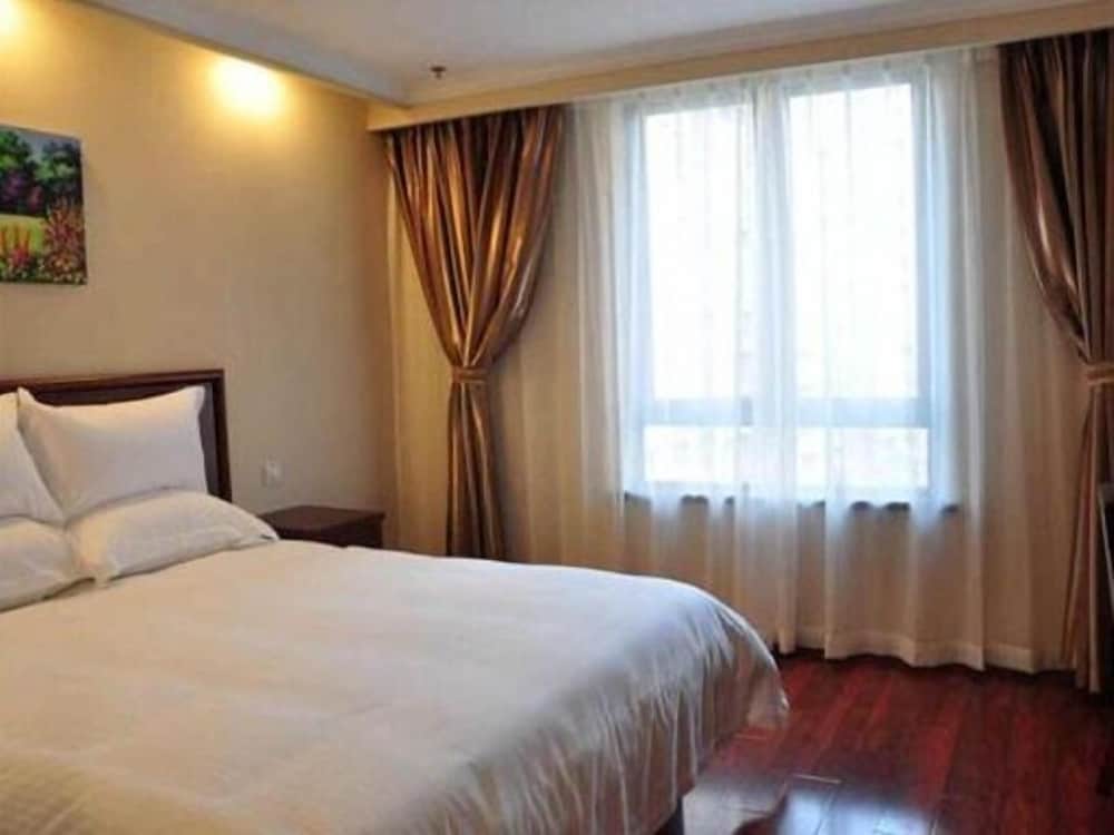 GreenTree Inn Suzhou Kunshan PL Xinxing Rd Express hotel