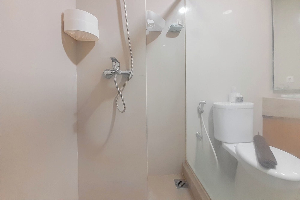 Elegant And Modern 2Br Apartment Landmark Residence Bandung