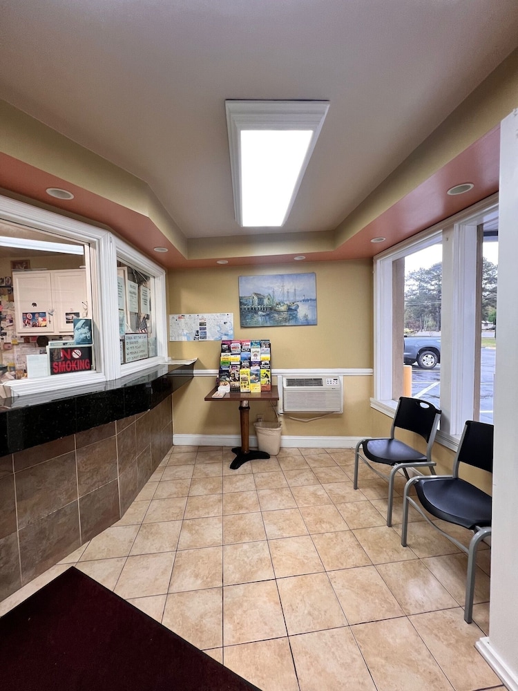 BUDGET INN