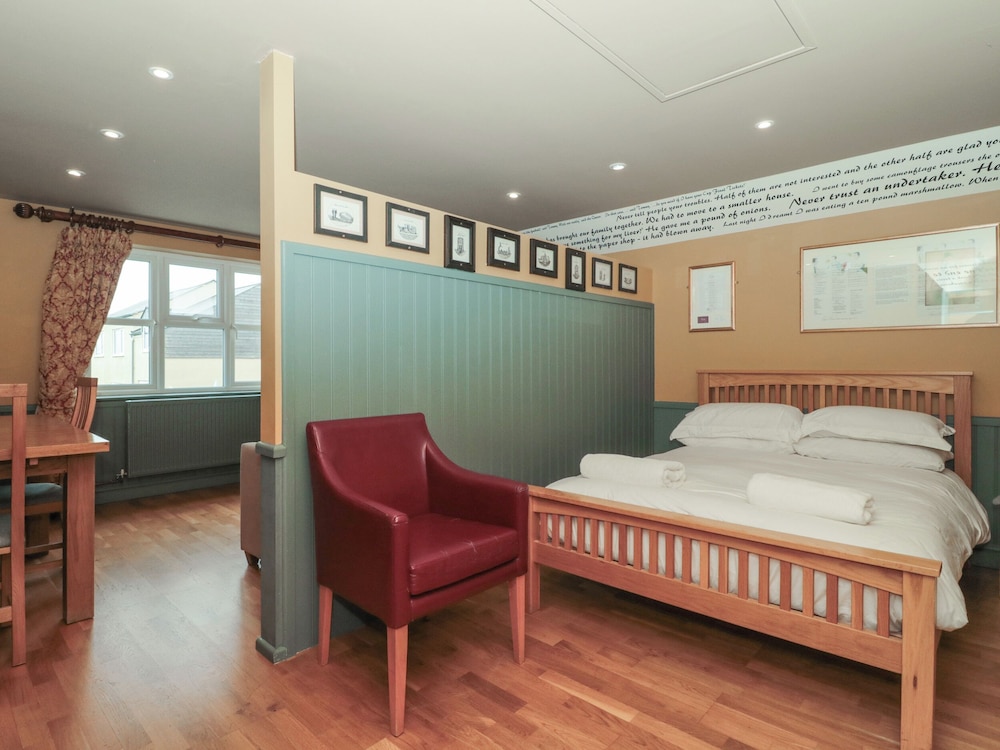 Suite 2