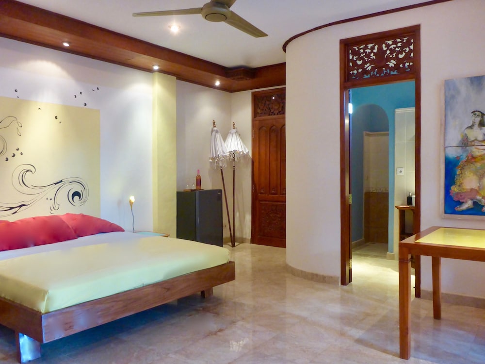 Gunung Paradis Retreat