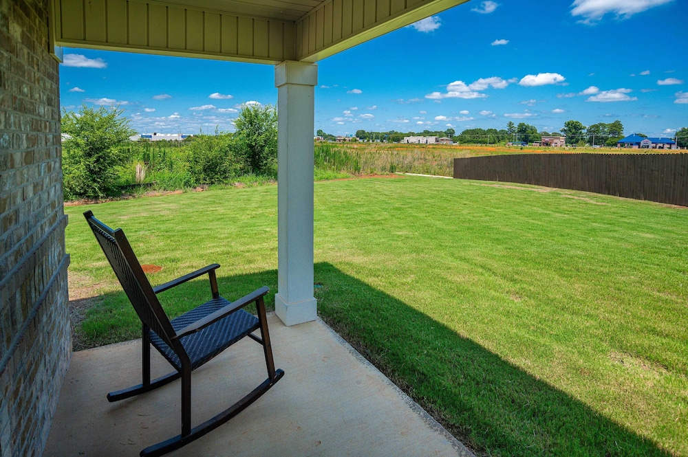 Quiet Family Home 15 Mi to Dtwn Huntsville! - Property Image 16