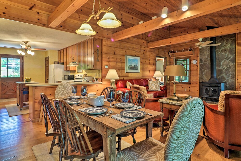 Milledgeville Vacations - Lakefront Milledgeville Cabin: Private Dock, Porch - Property Image 8