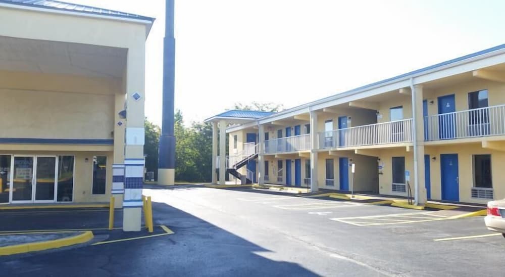 Royal Inn