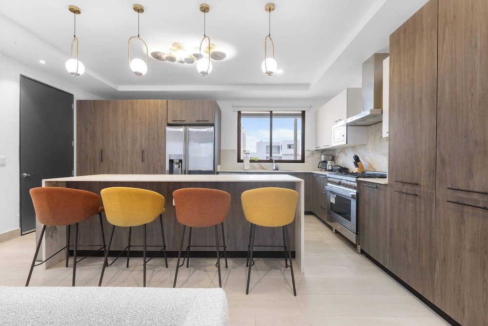 Stylish 3BR Villa by Vistacana Rentals