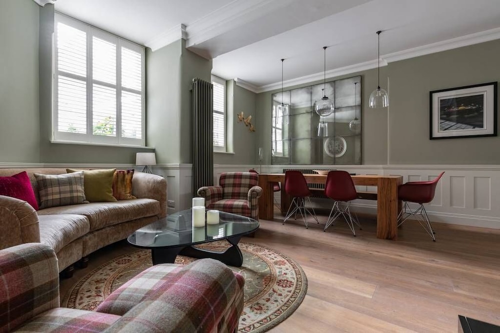 Drury Lane II by Onefinestay