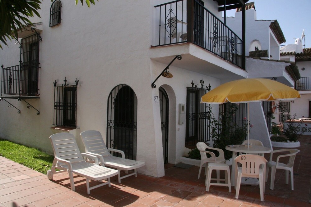 Aptos Pueblo Andaluz Nerja