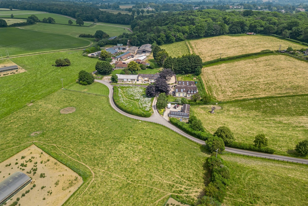Leafield House @ Nables Farm