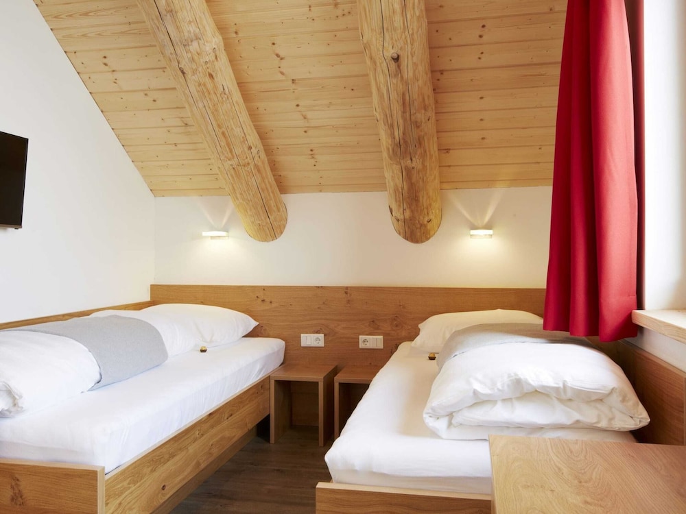 Chalet in Ladis by Ski Slope & Sonnenbahn
